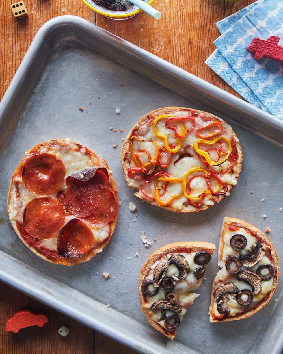 bagel pizzas